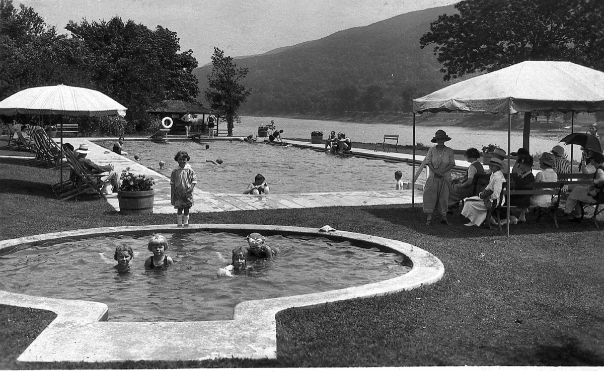 Swimming and paddling pools at the Buckwood Inn (now Shawnee Inn), built in 1906.