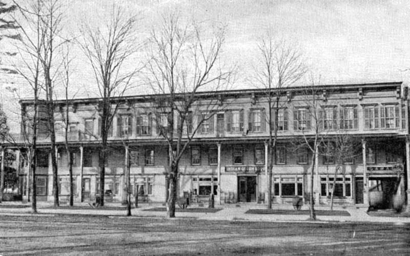 Indian Queen Hotel on Main Street in Stroudbsurg, circa 1910. The first automobile in the Poconos stopped here in August 1899.