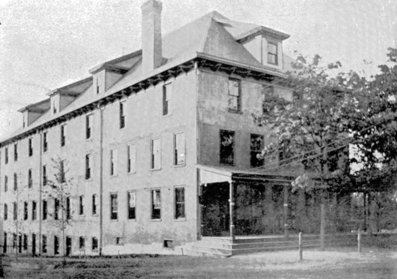 Lake House, Saylorsburg, circa 1902.